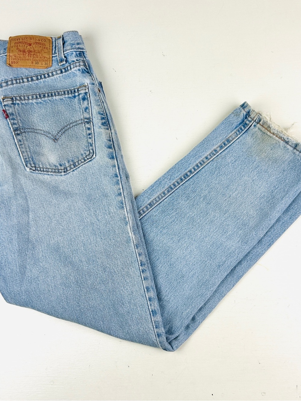Vintage Levi's 550 Jeans 28 X 29 Relaxed Fit Tapered Leg Light Wash Made in USA